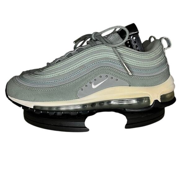 Womens Nike Air Max 97 AQ4137-300 Synthetic Athletic Running Shoes Size 10 Green - Picture 2 of 6
